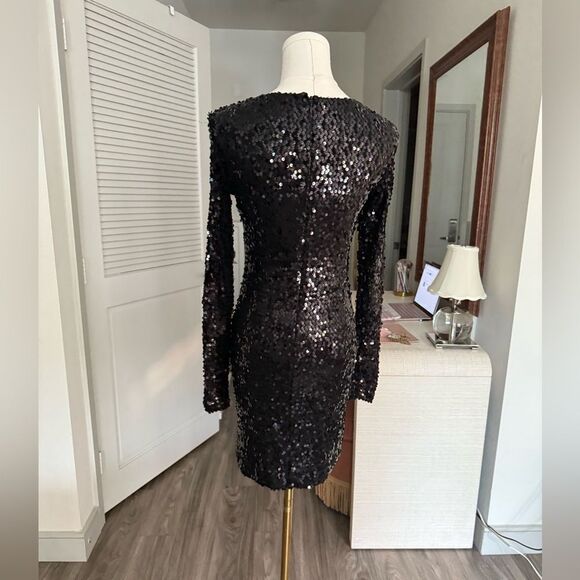 FRENCH CONNECTION Sequin Sheath Mini Dress 6 - Picture 3 of 8